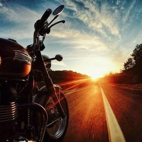 Imagem do Grupo de Whatsapp MOTOS no ASFALTO Brasil 🛵🏍️