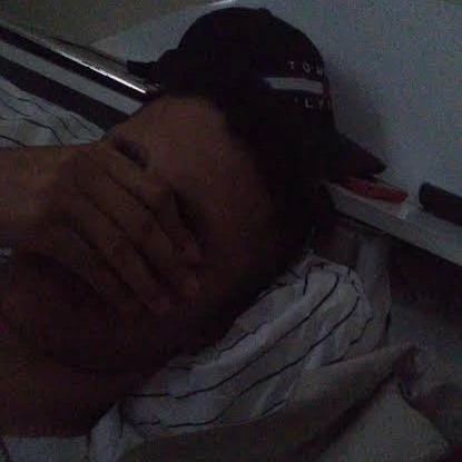 Imagem do Grupo de Whatsapp 𝐅𝐚𝐛𝐮𝐥𝐨𝐮𝐬 𝐅𝐚𝐦 🏳️‍🌈˚₊˙♡